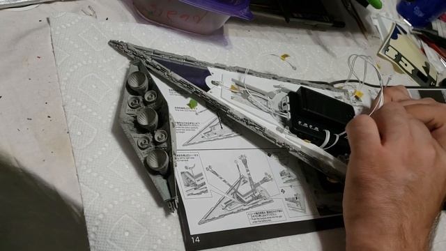 BUILD LOG: BANDAI STAR WARS 1/5000 STAR DESTROYER (part5) смотреть онлайн