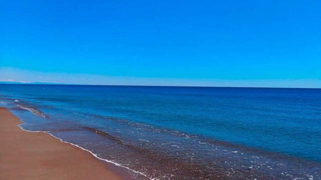 МЕДИТАЦИЯ быть в моменте / 10 минут ? Шум моря смотреть онлайн