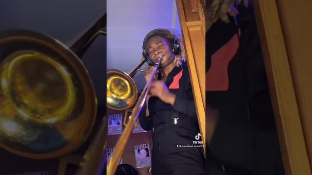Heartbreak Anniversary Trombone Cover смотреть онлайн