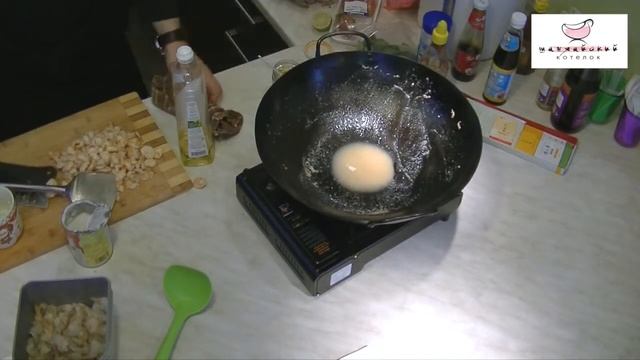 Тайский стир-фрай с креветками