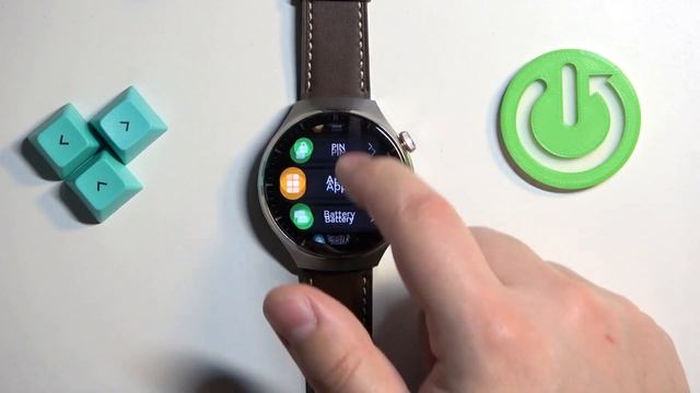 How to Check Battery Level on HUAWEI Watch 4 Pro смотреть онлайн