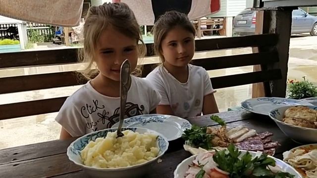 Кирилловка 2021 Федотова коса Погода меняется два раза в день смотреть онлайн