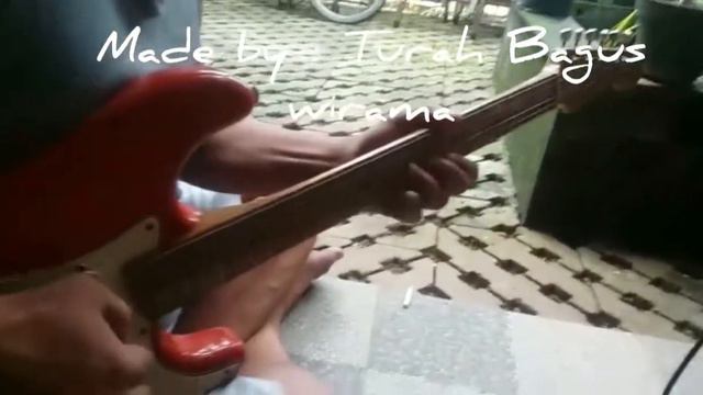 Fender Princeton Chorus VS Marshall JTM 30 Tube Combo смотреть онлайн