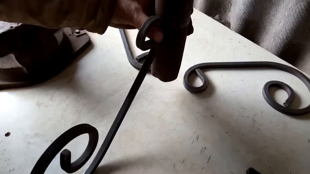 Подставка или держатель под ёлку на Новый Год (Christmas tree stand or holder) смотреть онлайн