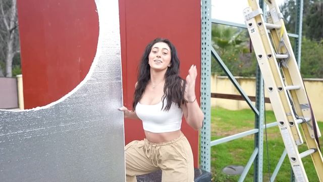 If you Fit, you Win vs Anna McNulty смотреть онлайн