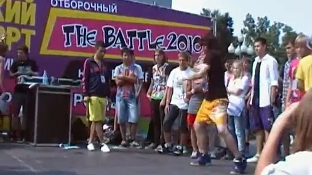 Батл-тусовка в Лужниках...flv смотреть онлайн