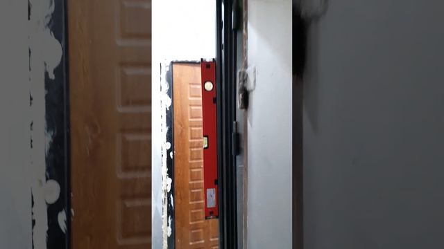 Примера входной двери в проём, нужно решать как сдвинуть в сторону смотреть онлайн