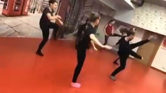 5Life, Школа танцев