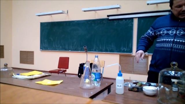 Взрывная реакция, химический опыт (Красный Фосфор + Хлорат Калия) МИТХТ | Chemical experience burst смотреть онлайн