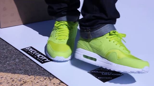 AIR MAX 1 "ATOMIC GREEN" - ON FEET EDITION @ EXCLUCITY смотреть онлайн