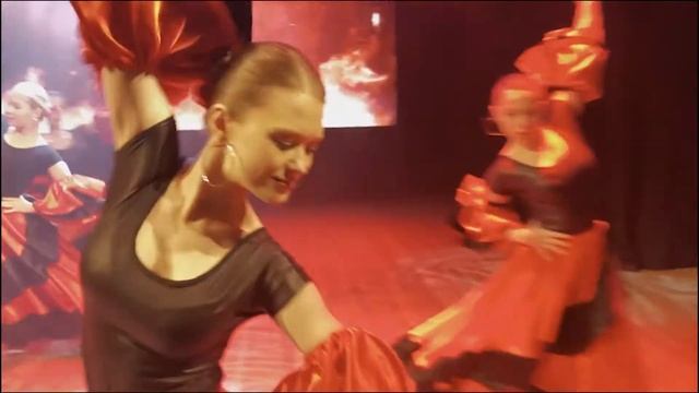 ИСПАНИЯ ШОУ ДИВАЙС ВОРОНЕЖ МОСКВА смотреть онлайн