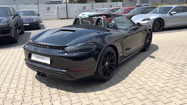Porsche 718 Boxster T (982), Schwarz, GT-Sportlenkrad Und PDK Wählhebel Race-Tex, PDLS Plus