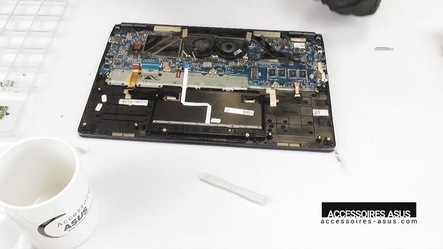 Série Asus Zenbook Pro 14 : Démontage complet смотреть онлайн