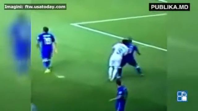 Луис Суарес укусил Джорджо Кьеллини 24 06 2014 Luis Suarez bite Giorgio смотреть онлайн