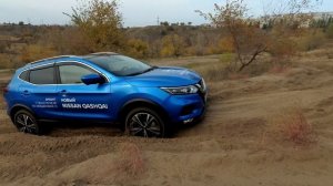 Renault Arkana против Nissan Qashqai, Suzuki Vitara и Nissan Terrano. Чей полный привод эффективнее