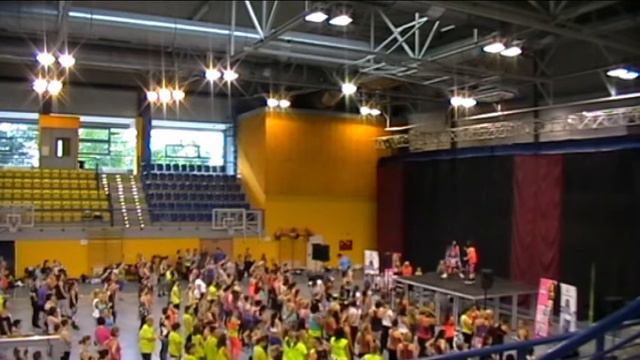 2017 I. Summernight Zumba Party By Zumba Shop Hungary смотреть онлайн