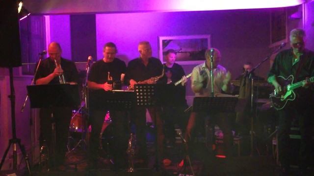 Blue Finger Connection - 25 or 6 to 4 смотреть онлайн