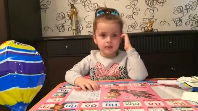 Розыгрыш огромного чупа чупса#челлендж угадай вкус#угадай вкус смотреть онлайн