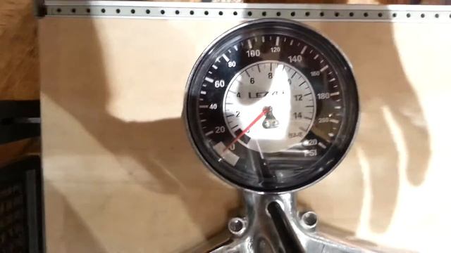 Lezyne Floor Pump Alloy Floor Drive смотреть онлайн