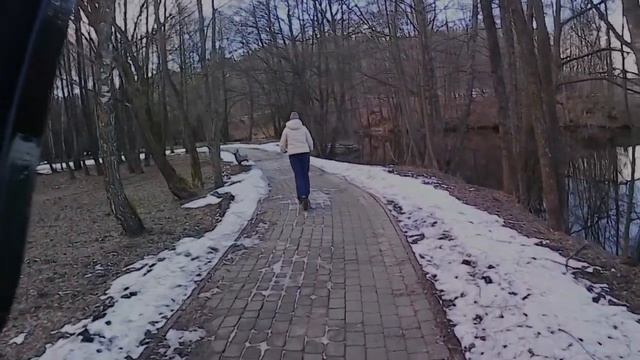 Открыли сезон ЭЛЕКТРОСАМОКАТОВ 2023. Лесопарк, водопады, Дрозды, Минск смотреть онлайн