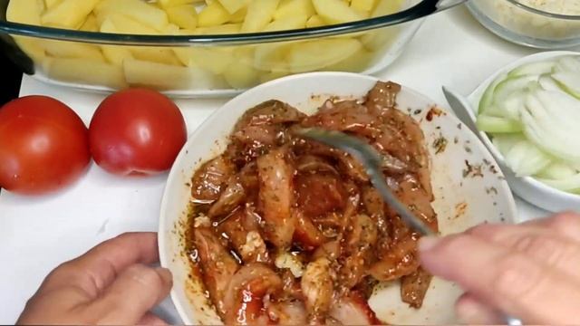 Запеканка на ужин с мясом и картофелем -идея для ужина которая вам придется по душе!! смотреть онлайн