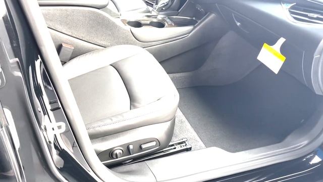 NEW 2023 CHEVROLET MALIBU 4dr Sdn 2LT stock number PF135189 смотреть онлайн