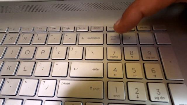 HP Laptop 17-by2053cl