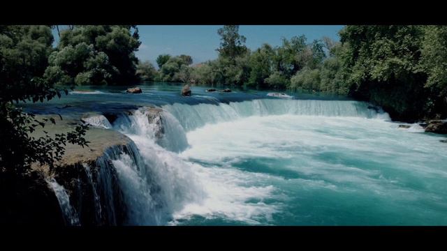 домик бы не далеко от такого водопада😍 смотреть онлайн