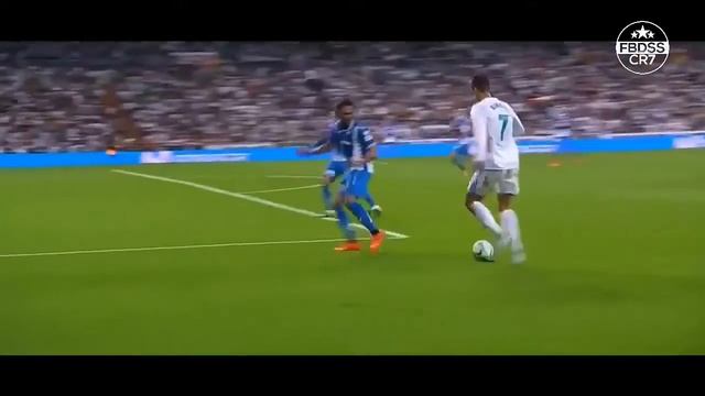 Cristiano Ronaldo обводит в очко. Финты CriRo смотреть онлайн