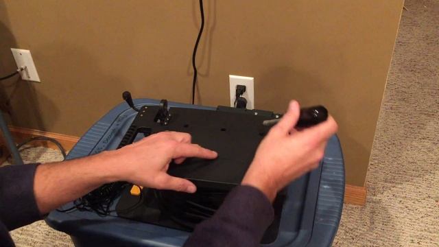 HD7 & HD10 Battery Compartment Access смотреть онлайн