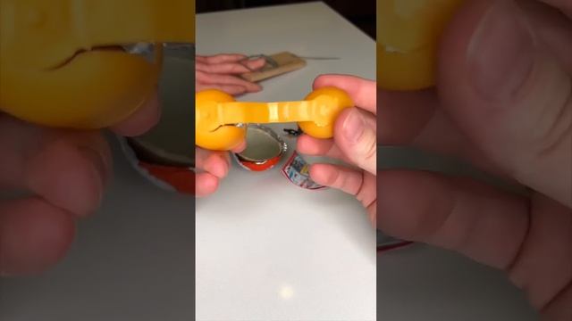 Секрет киндер сюрприза раскрыт!))) смотреть онлайн