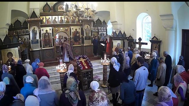 27.09.22 Всемирное Воздвижение Честного и Животворящего Креста Господня. Часы. Литургия. смотреть онлайн