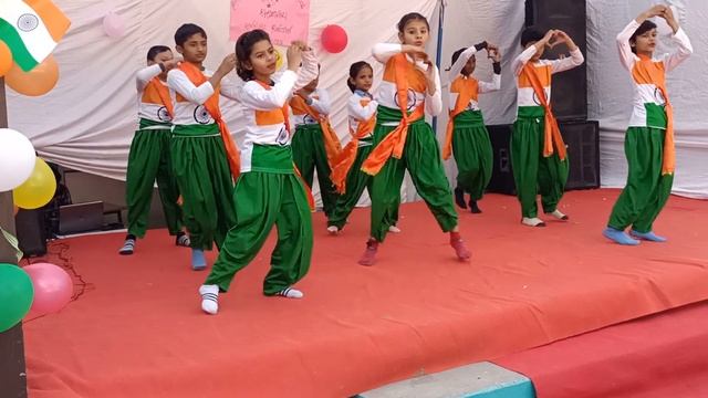 Teri mitti mein mil Java song dance performance little girl and boy смотреть онлайн