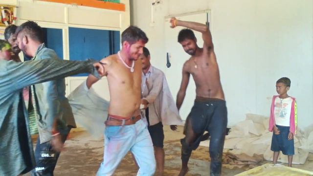 हैप्पी होली फगुआ कपड़ा फाड़ डांस हैप्पी 🤣 नागिन dance and Satish Kumar смотреть онлайн