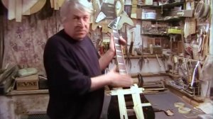 Как поменять лады на электрогитаре