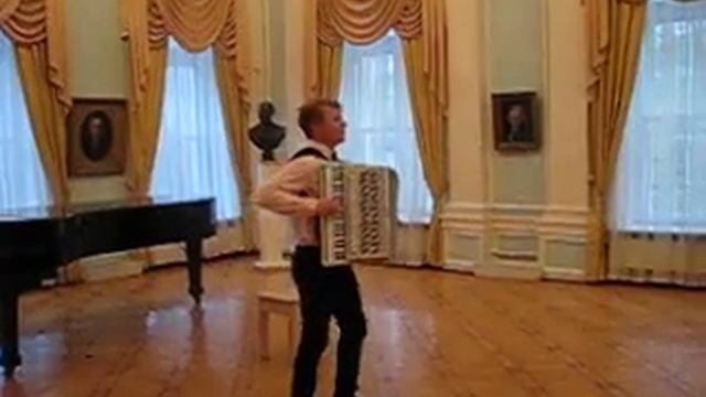 Выступление Максима Токаева "Аккордеон Live" в рамках акции "Ночь Музеев" смотреть онлайн