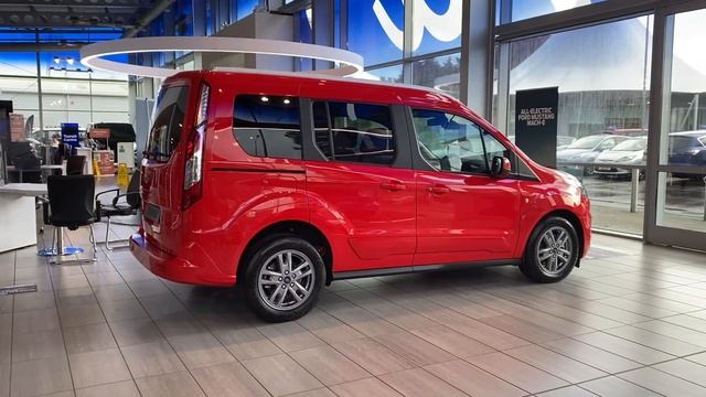 Ford Tourneo Connect Titanium - Race Red смотреть онлайн
