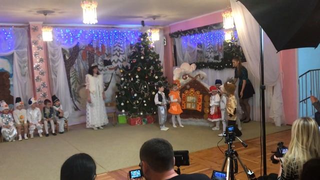 Новогодний утренник 2018 в детском саду 123 Харьков смотреть онлайн