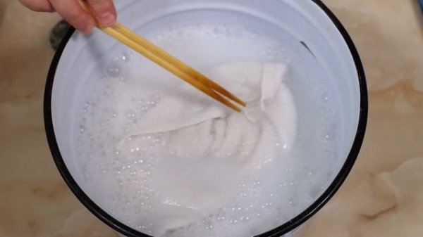 Отбелить БЕЛОЕ БЕЛЬЁ  без Порошка и Отбеливателя! Легкий способ вернуть белизну белым ВЕЩАМ!