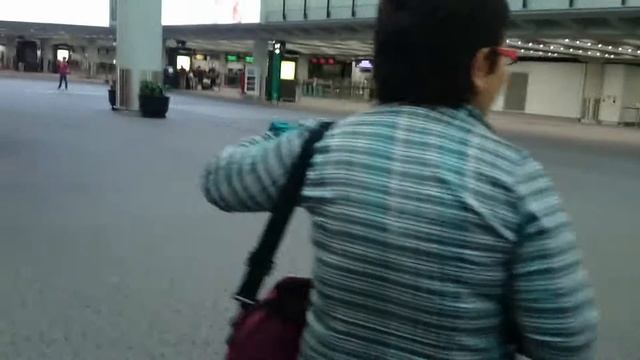 Аэропорт в Гонконге смотреть онлайн