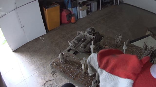 Содержание драгметаллов в телевизоре Славутич 219 | Зомбоящик наших предков | Неправильные КМ 5 смотреть онлайн