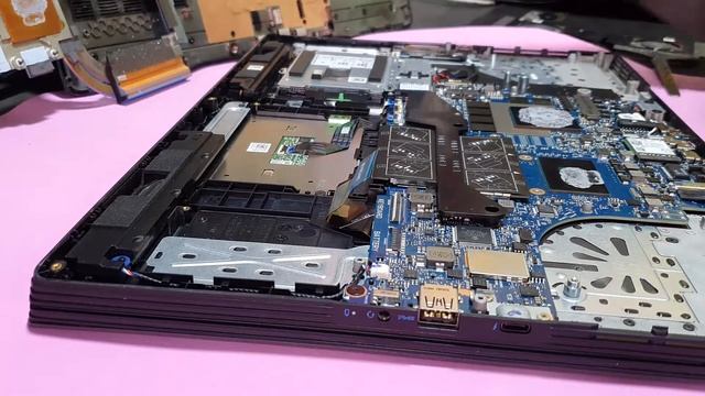 LAPTOP GAMER | MANTENIMIENTO CORRECTIVO | DELL G7 | INTEL CORE i7 9na GEN Y RTX2060 смотреть онлайн