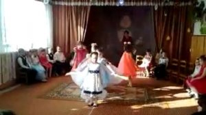 Танец с крыльями в ДОУ. Театральная студия «Божья коровка»