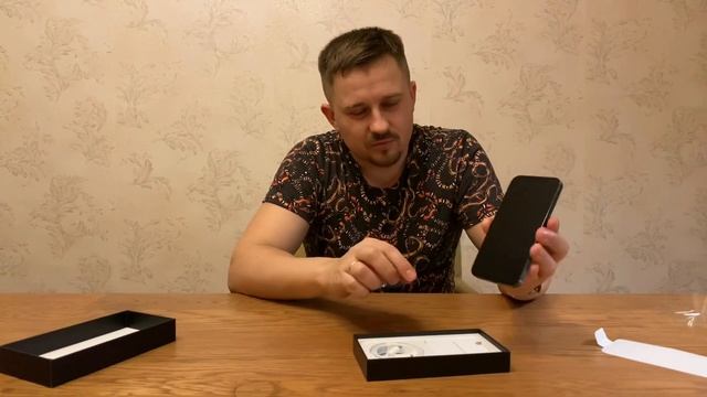 iPhone 12 Pro Почему не нужна зарядка? Apple лучшие! смотреть онлайн