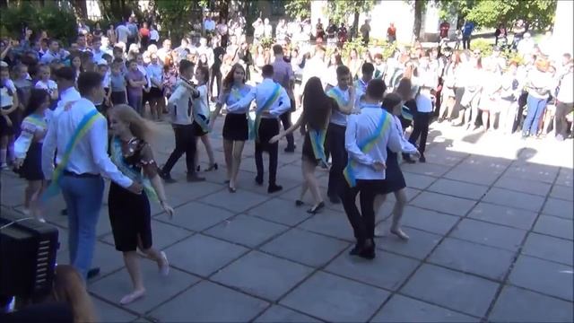 Випускний вальс - школа 5 м. Вільногірськ - Dnepr Valse смотреть онлайн