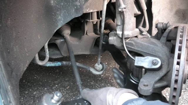 Changer un triangle inférieur de suspension смотреть онлайн
