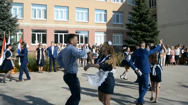 Вальс выпускников на 1 сентября.Школа 178 г.о Самара смотреть онлайн