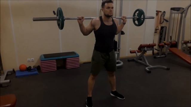 Приседания со штангой на плечах. Вся правда! смотреть онлайн