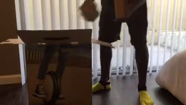 Unboxing my S2 - (Ninebot One S2 by Segway) смотреть онлайн