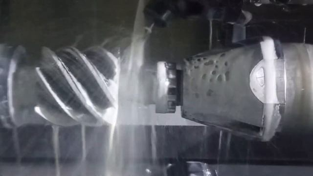 Многозаходная резьба на ЧПУ, условное резьбофрезерование смотреть онлайн